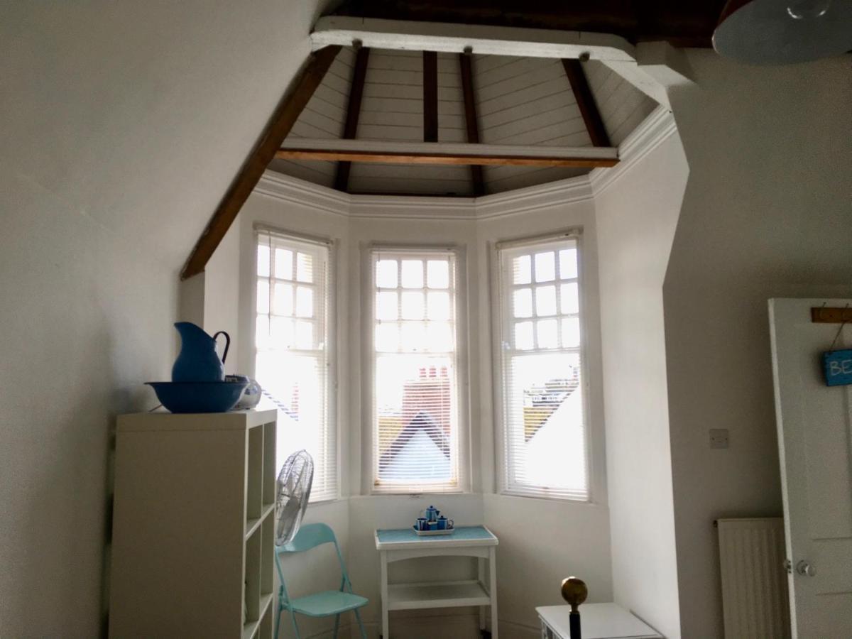Apartament Lyme Regis Renovated Period Seaside Flat Zewnętrze zdjęcie